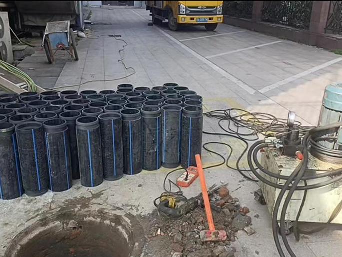 长丰PE置换管厂家 DN315置换管 非开挖管短管置换